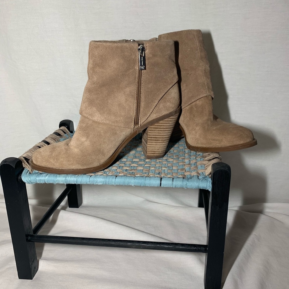 Jessica Simpson slough boots